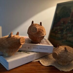 Set of Three Wicker Pig wicker pig nesting baskets rare 1960's